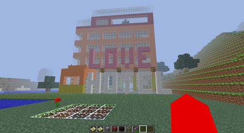 src/1333072503375.png: 1366x748, 598 kb