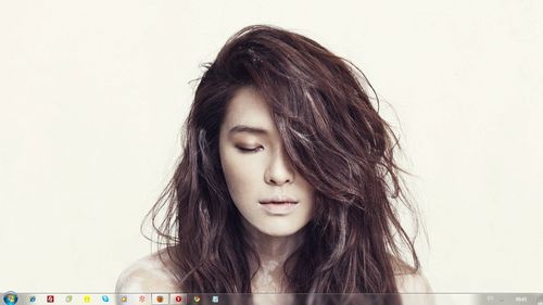 src/1303980382124.jpg: 1366x768, 258 kb
