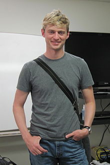 src/1324328924827.jpg: 220x330, 13 kb