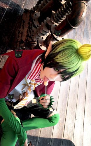 src/1336401612800.png: 450x720, 527 kb