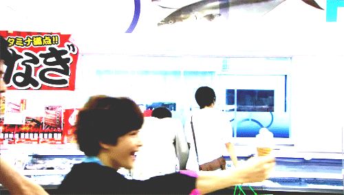 src/1374675871356.gif: 500x284, 436 kb